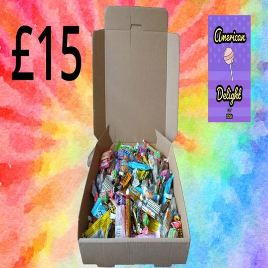 £15 American Sweet and Chocolate Treat Pizza Box – Packed with 80 Sweets! Candy Snack